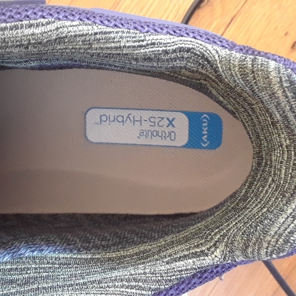 Hiking boot. Aku Sevatica mid GTX. Brand new condition from REI. Never worn. - Picture 5 of 6